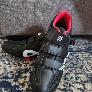 Peloton shoes size 45
